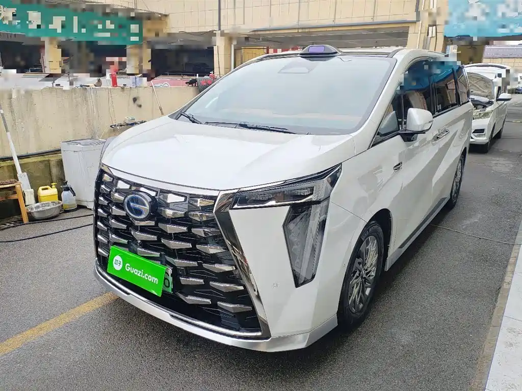 GAC Trumpchi Xiangwang M8 2025 Model QianKun Series Ultra First Class