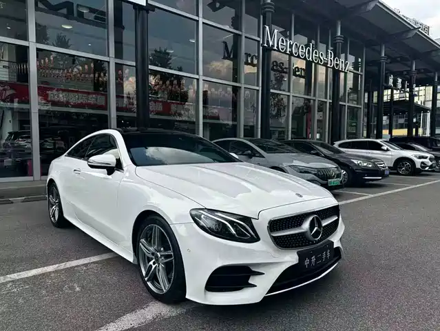 Mercedes-Benz E-Class (Import) 2020 E 260 Coupe — фото 3