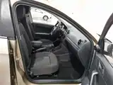 Photo 23 - Volkswagen Jetta