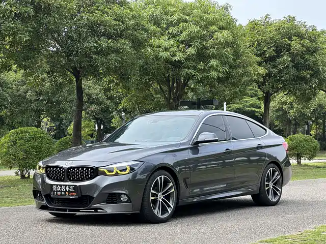  BMW BMW 3 Series GT 2018 330i xDrive M Sport