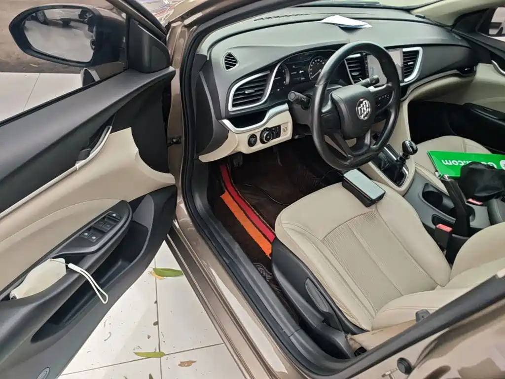 Фото 16 - Buick Excelle