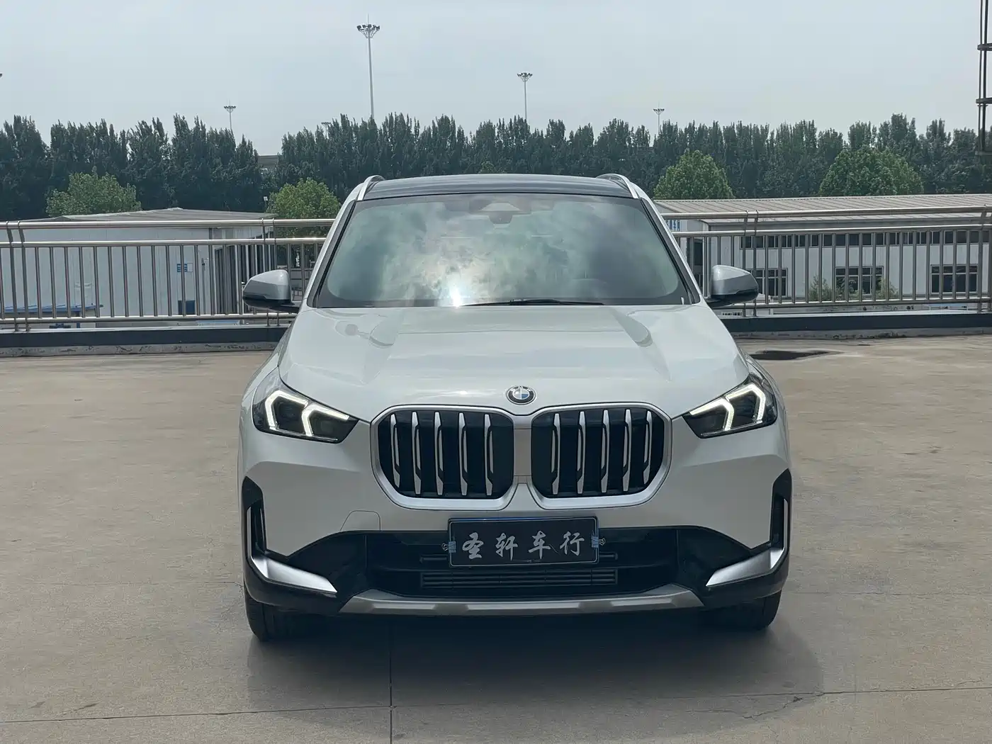 BMW X1 2023 sDrive20Li X Design Package фото 2