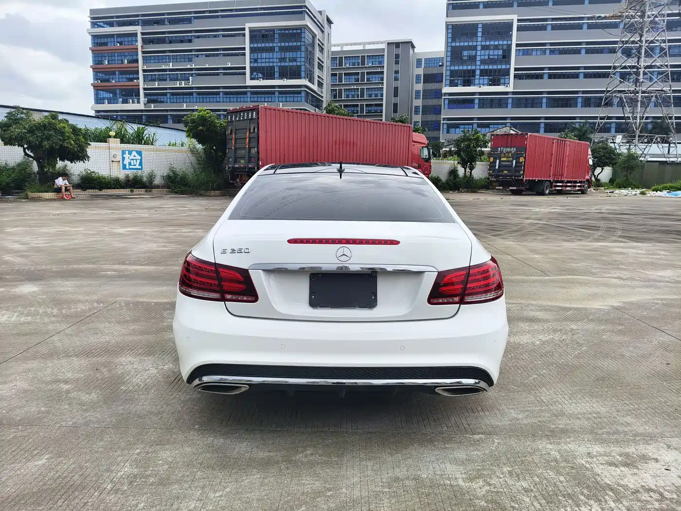 Mercedes-Benz E-Class (Import) 2014 E 200 Coupe фото 5