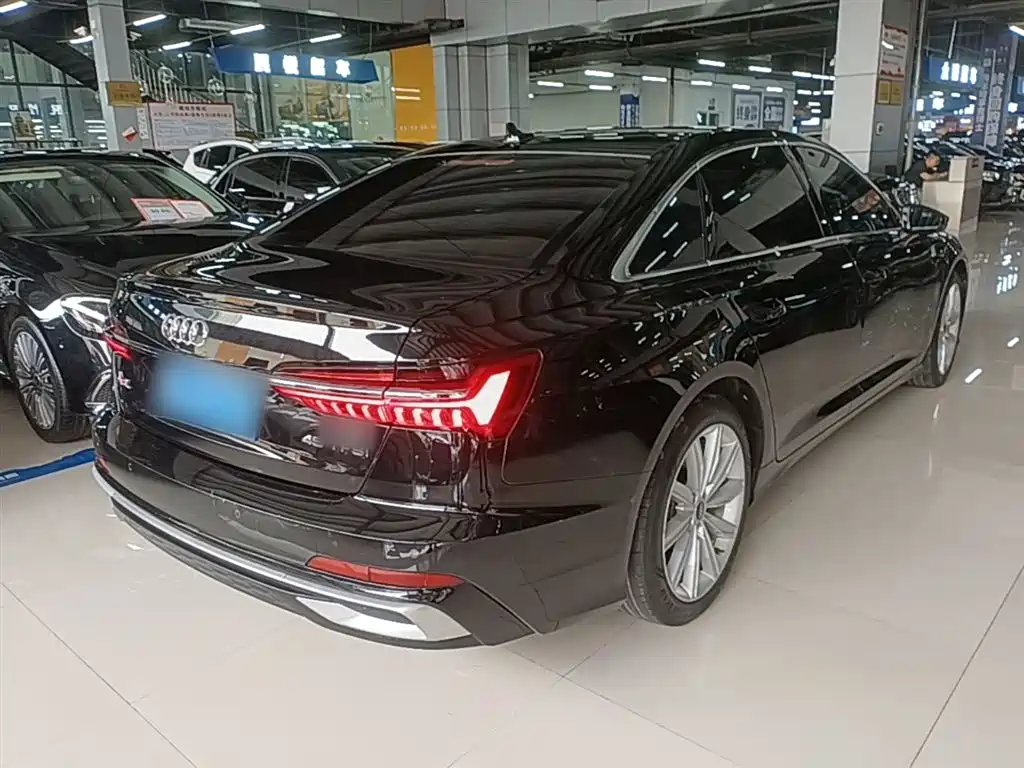 Audi A6L 2023 45 TFSI Premium Selection Dynamic фото 7