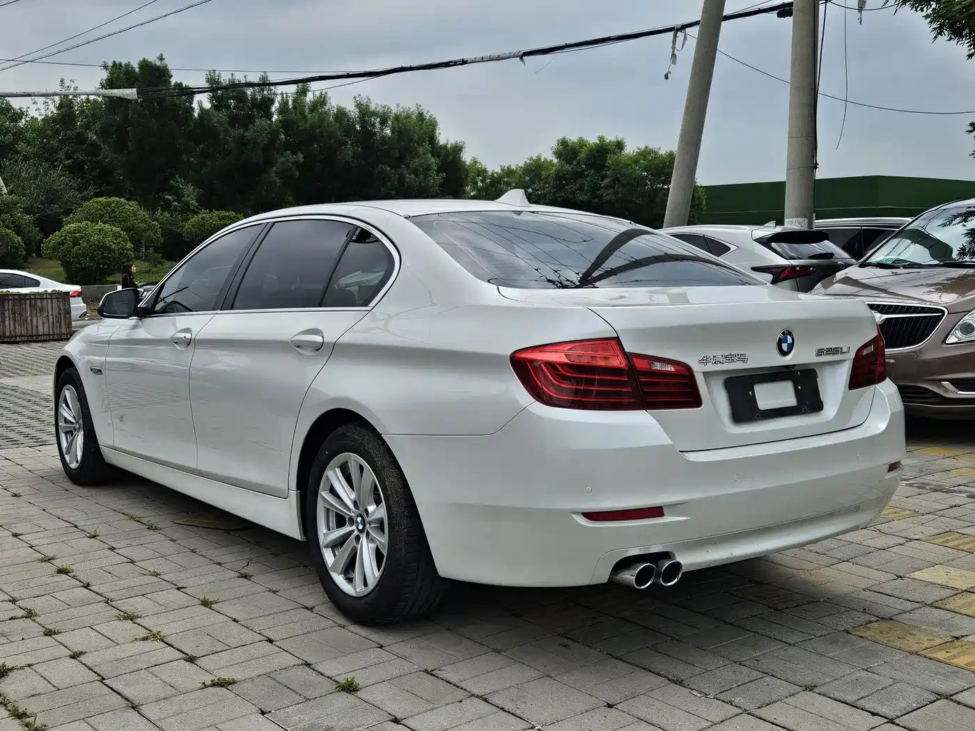 BMW 5 Series 2014 520Li Elegance фото 3