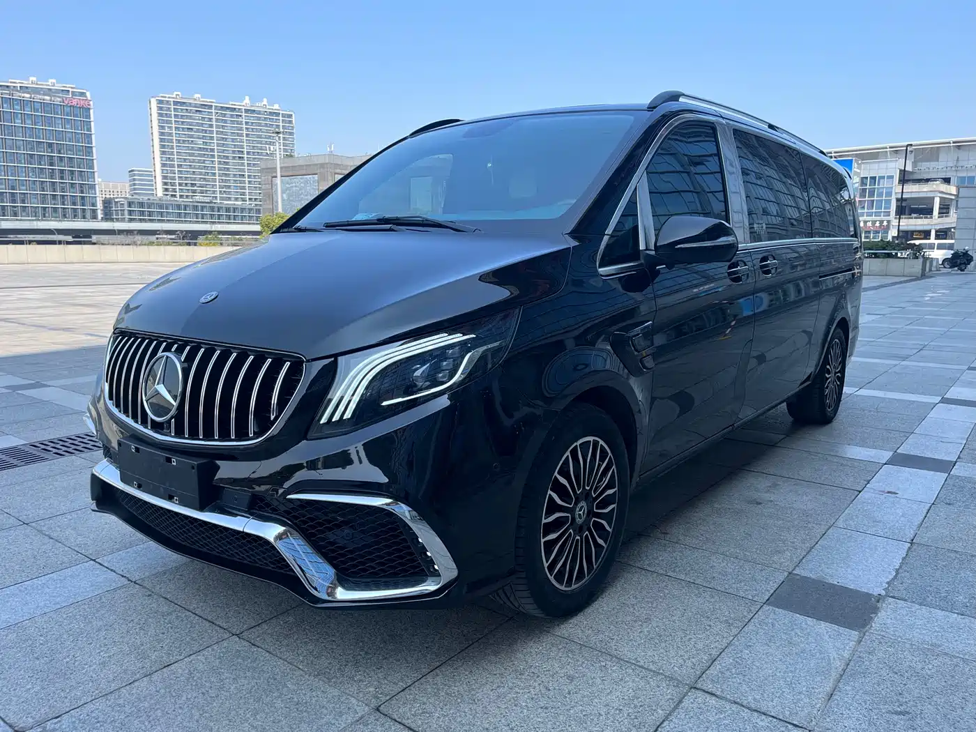 Mercedes-Benz Vito 2023 2.0T Business 7-Seater