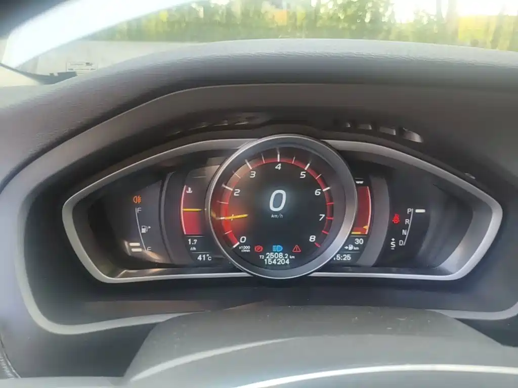 Volvo V40 2015 2015 1.6T Smart Comfort Edition