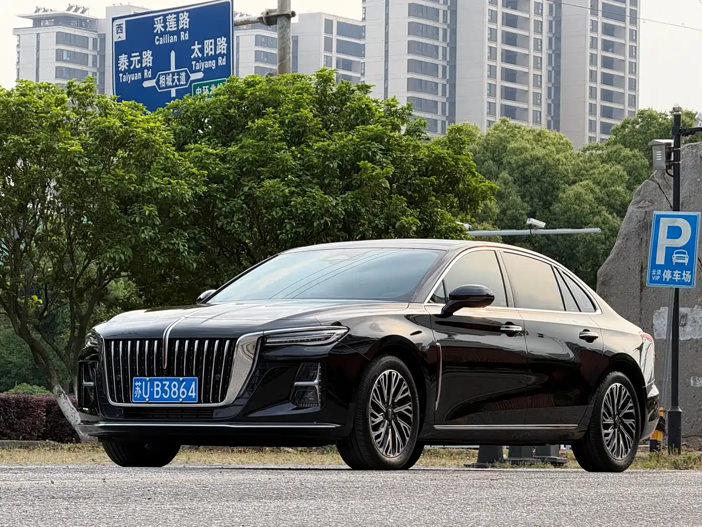 Hongqi H5 2024 2.0T Automatic Smart Connect Flag Smooth Edition фото 9