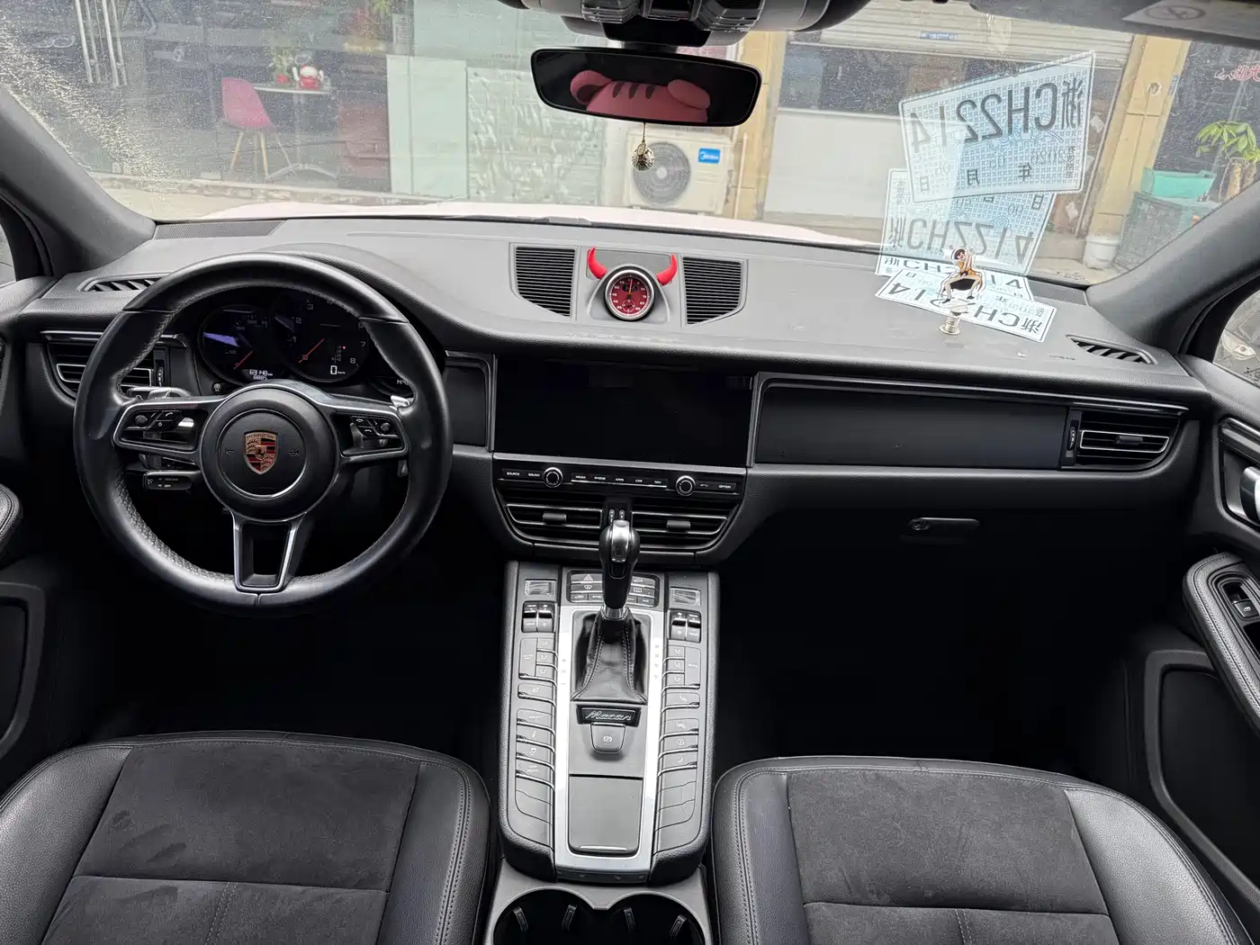 Porsche Macan 2018 Macan 2.0T фото 8