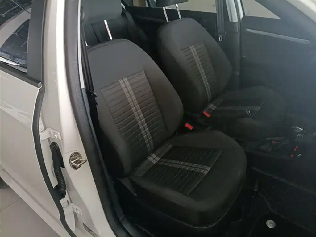 Volkswagen Lavida 2019 Lavida Start 1.5L Auto Trend (China VI) фото 25