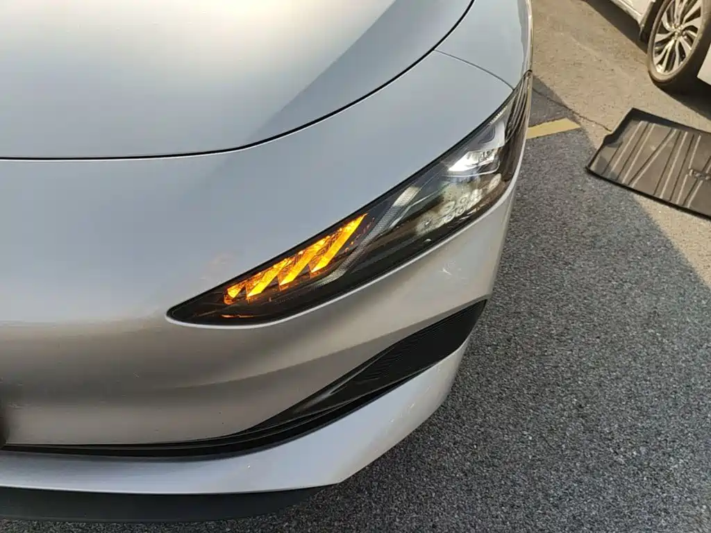 Roewe D7 2025 2025 DMH 125km World Champion Edition
