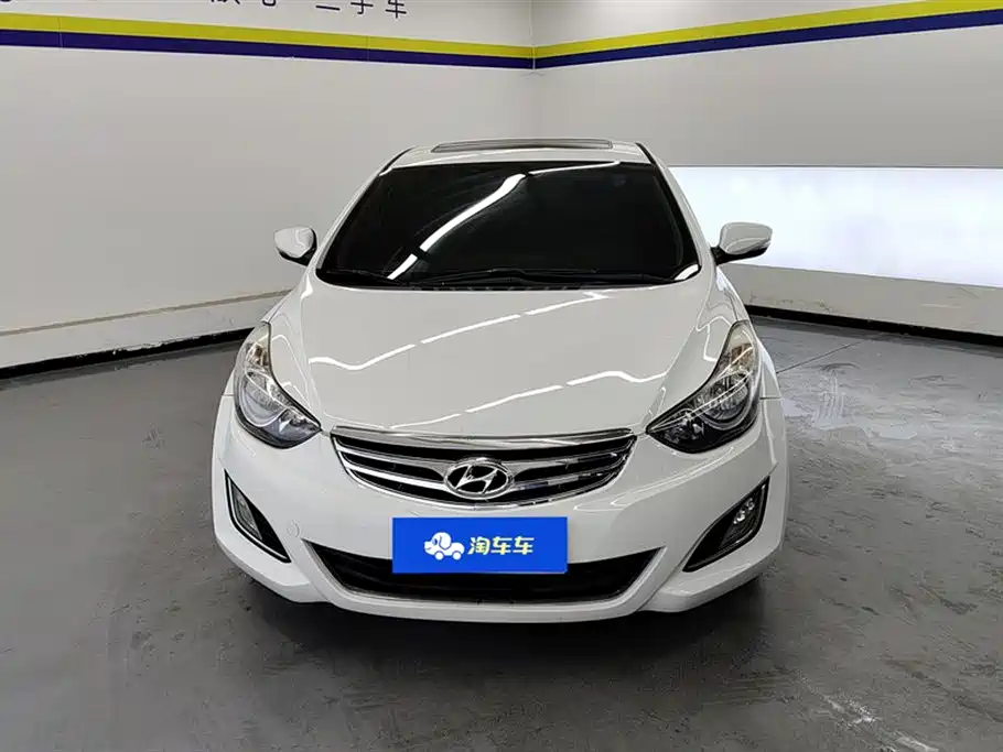 Hyundai Langdong 2013 1.6L Automatic Leading фото 2