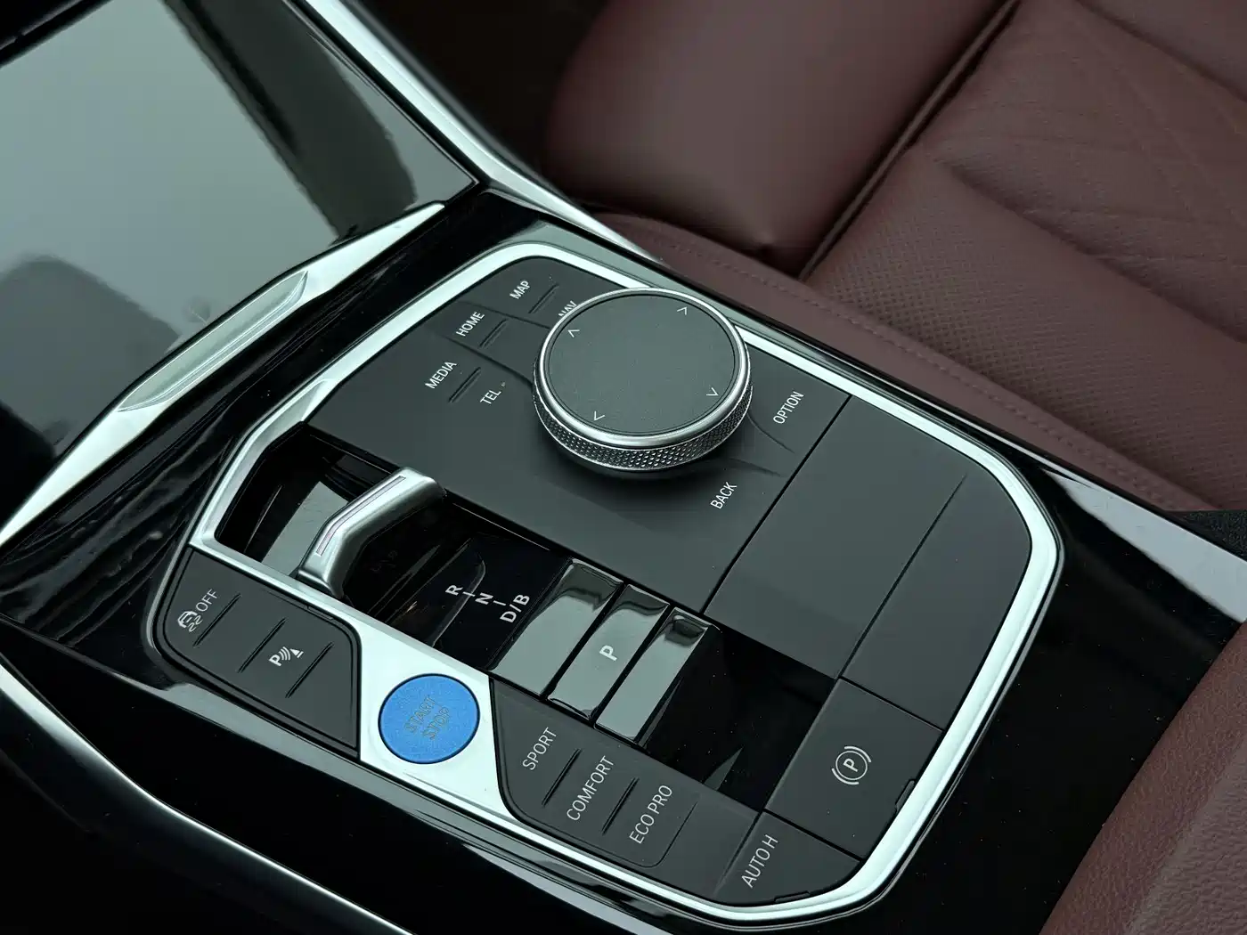 BMW i3 2022 eDrive 35 L фото 12