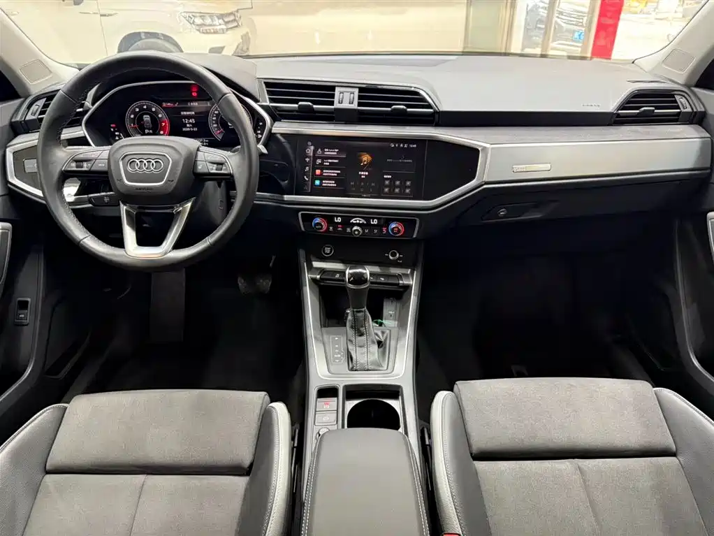 Audi Q3 2023 35 TFSI Fashion Dynamic (1.4T) фото 20