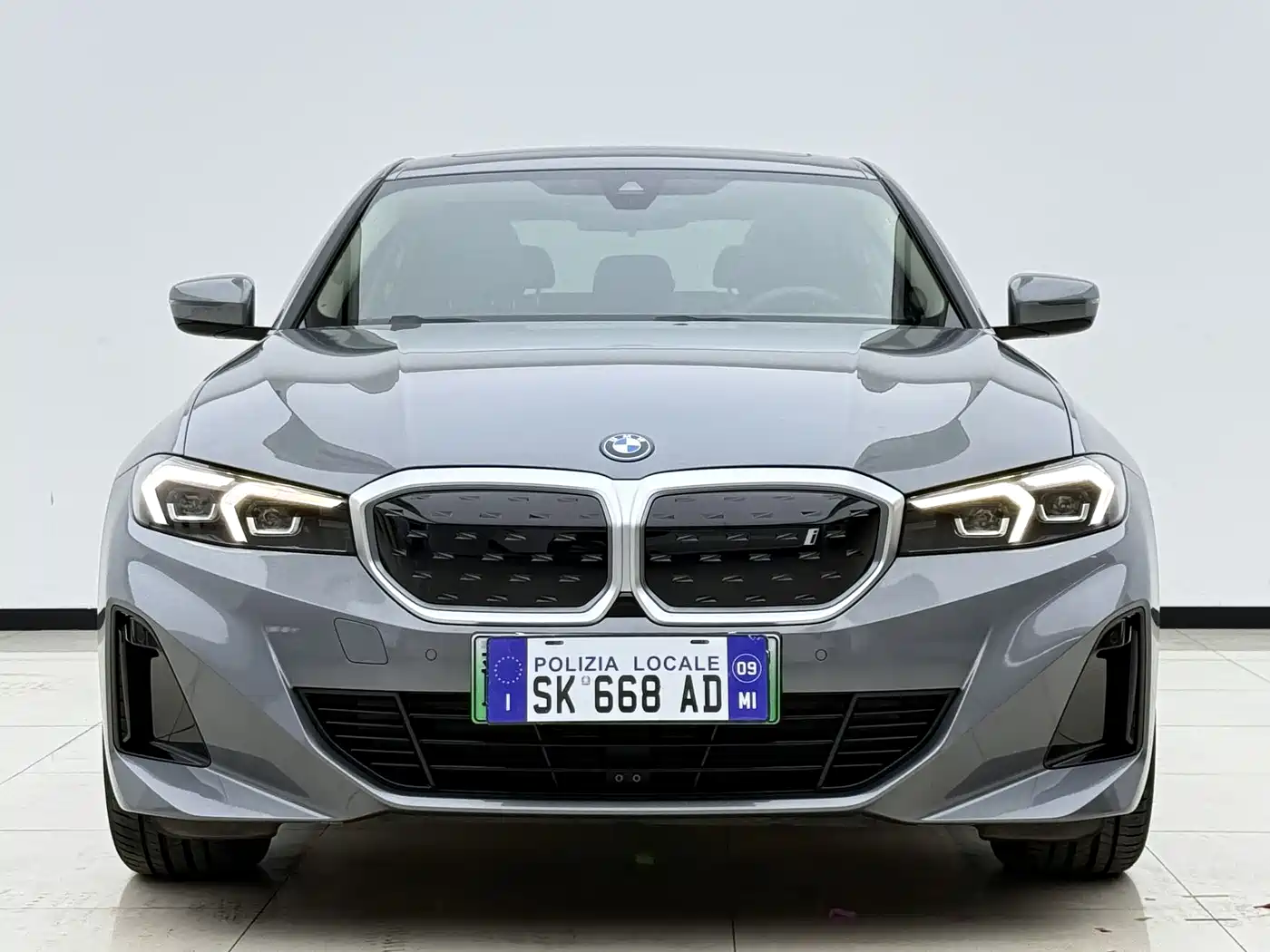 BMW i3 2022 eDrive 35 L фото 2