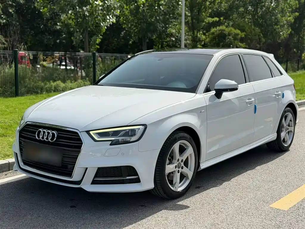 Audi A3 2019 Sportback 35 TFSI Fashion China V фото 2