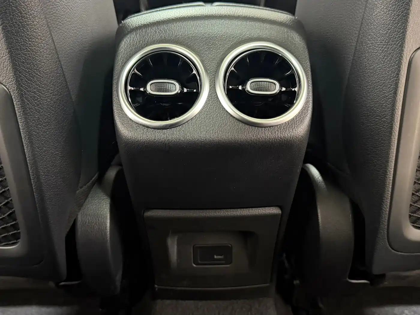 Mercedes-Benz A-Class 2022 A 180 L Sport Sedan фото 23