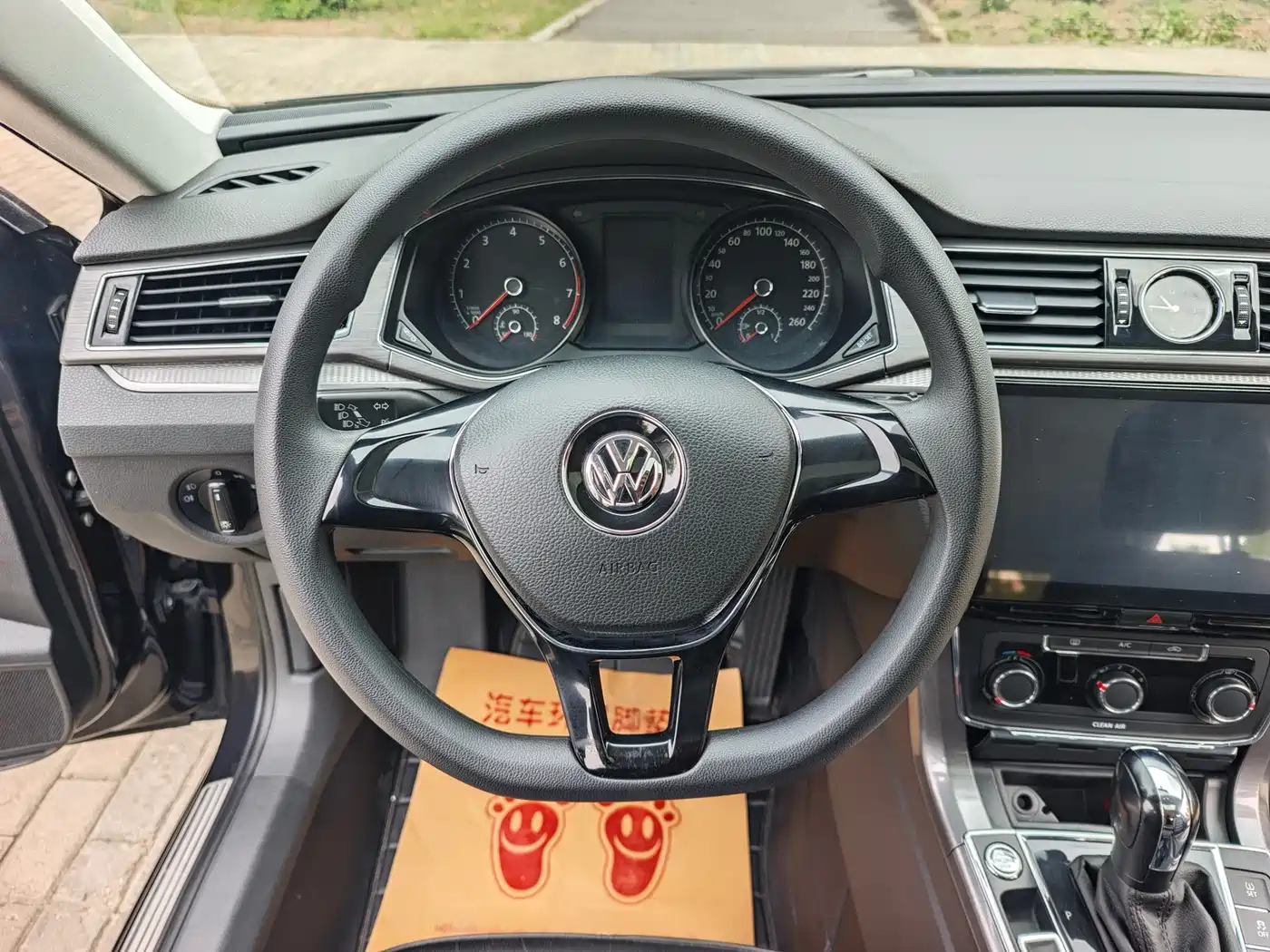 Volkswagen Passat 2017 330TSI DSG Prestige фото 12