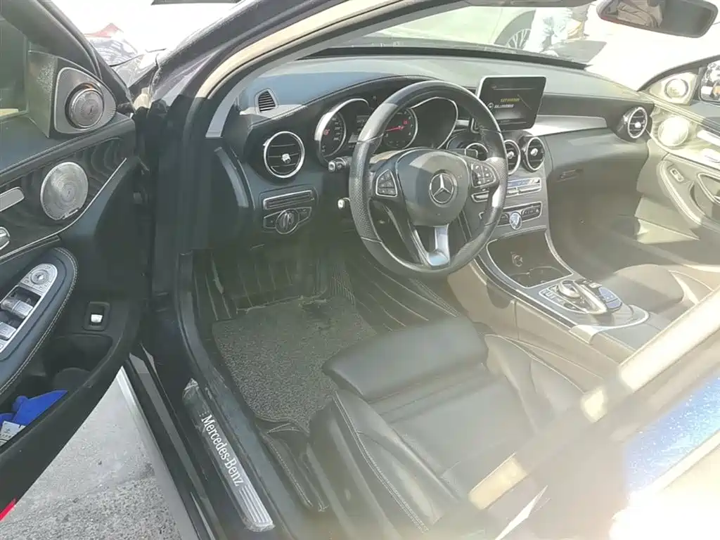 Mercedes-Benz C-Class 2017 Facelift C 200 L Sport Edition фото 16