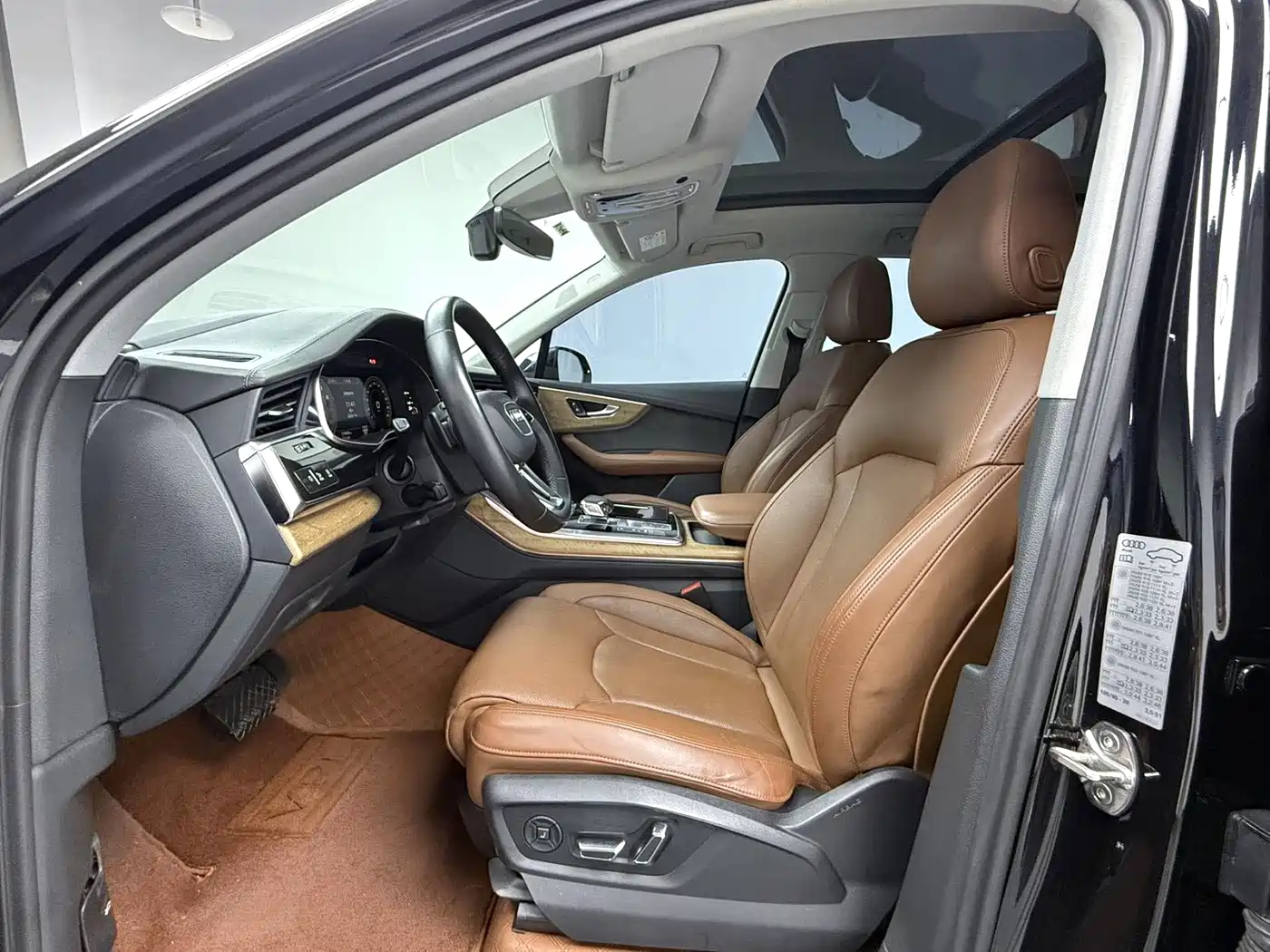 Photo 4 - Audi Q7