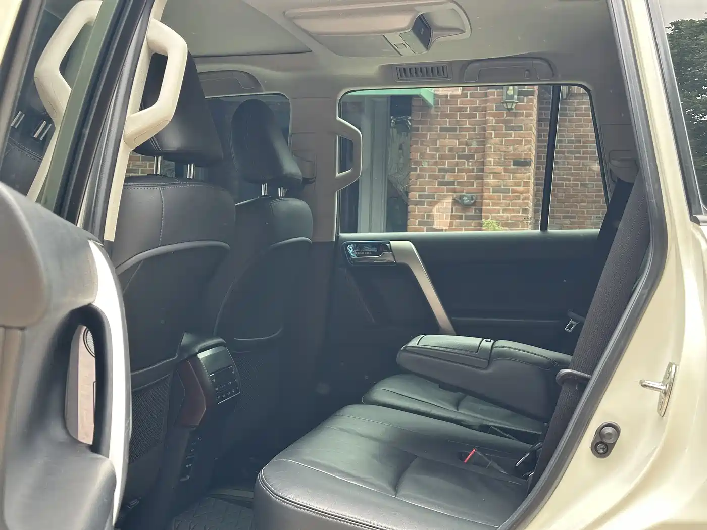 Toyota Prado 2016 3.5L Auto TX-L фото 23