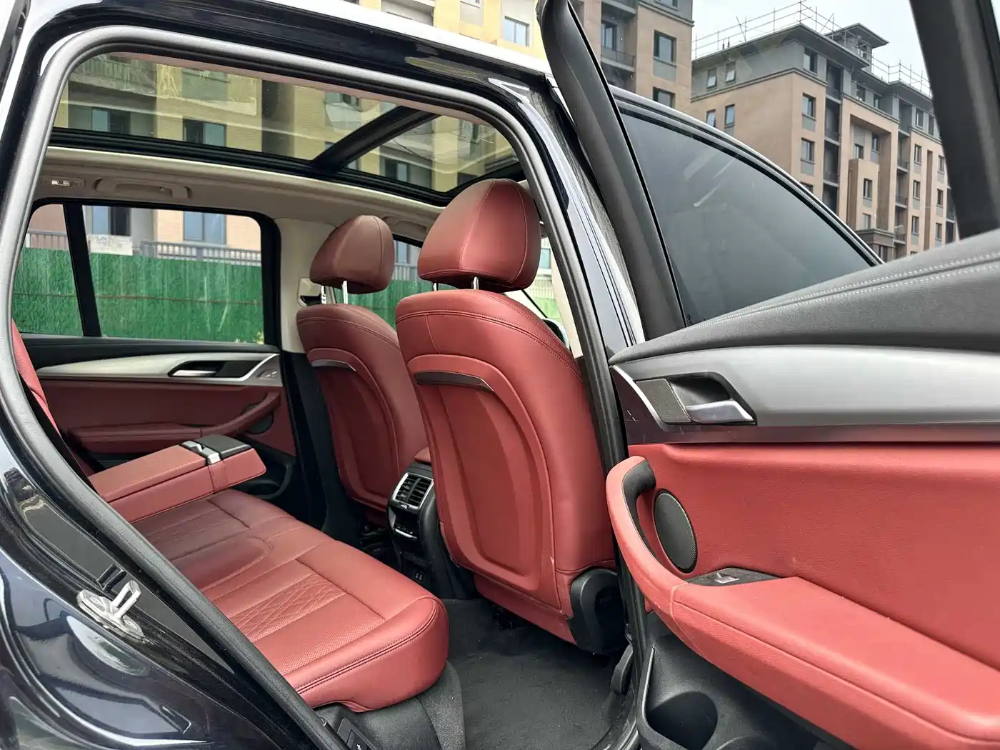 BMW iX3 2022 Innovation Leader фото 4