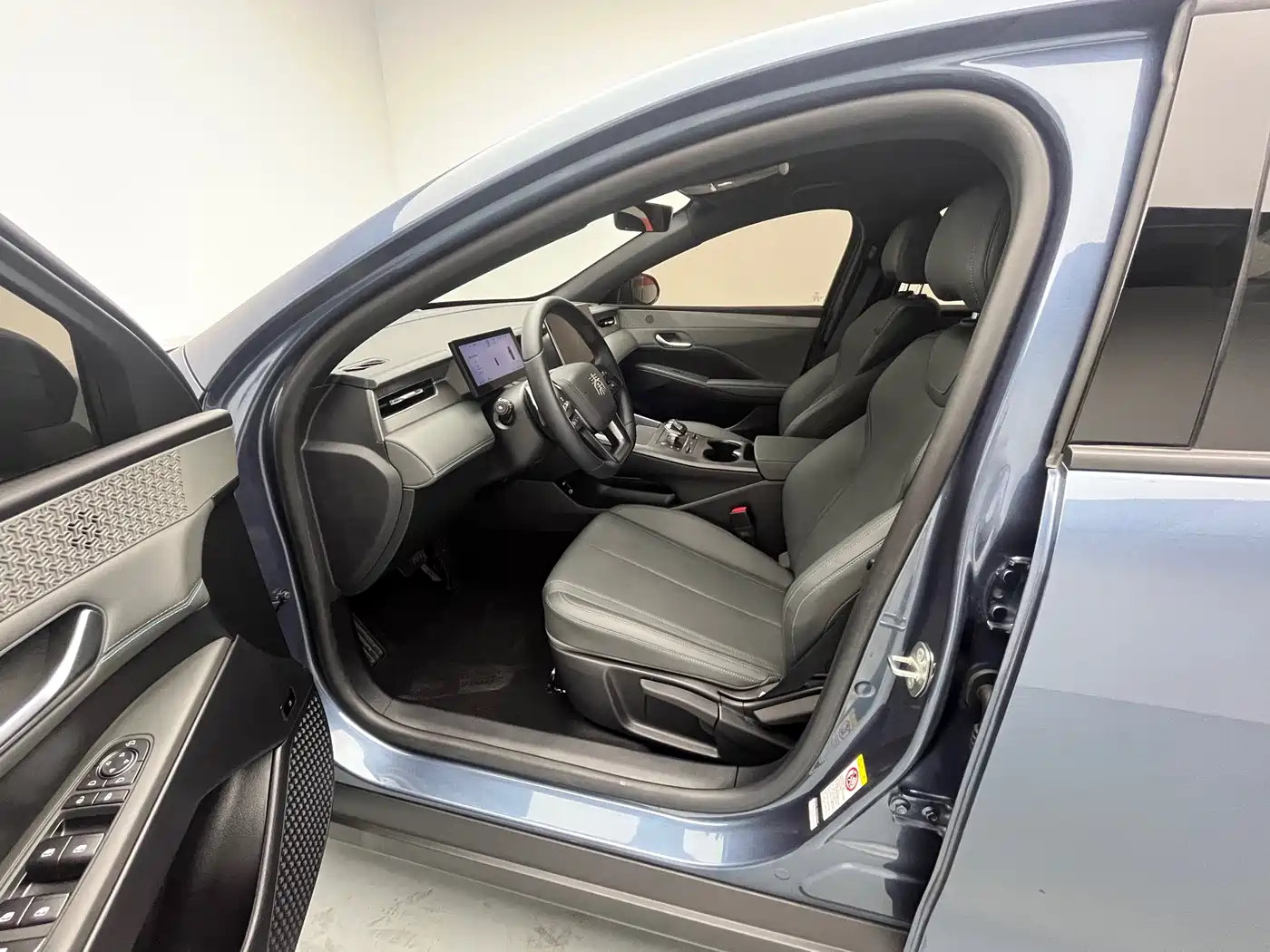 BYD Qin PLUS 2025 EV Smart Drive Edition 420KM Leading Type фото 13