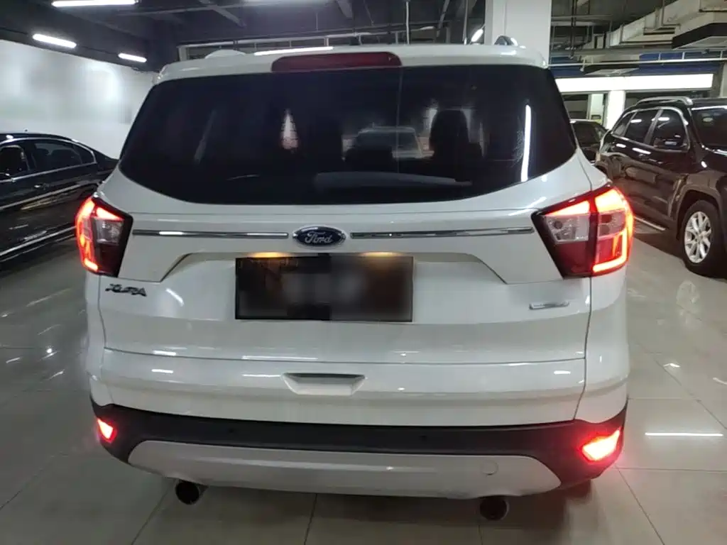 Ford Kuga 2017 2017 EcoBoost 180 FWD Platinum