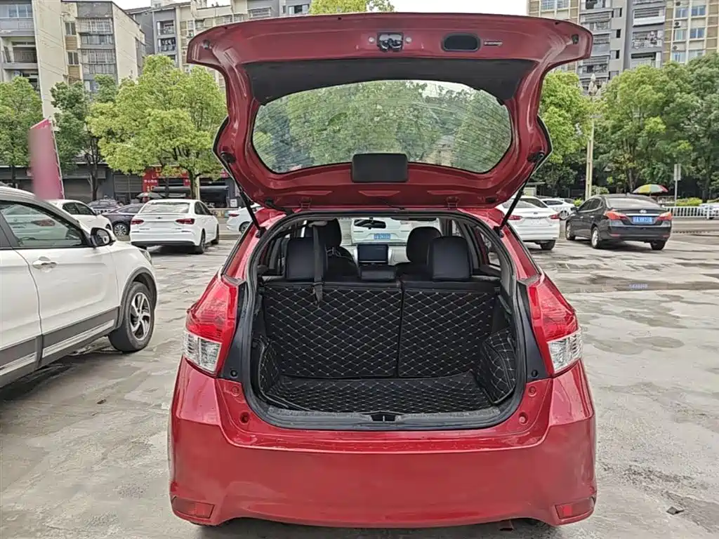 Toyota YARiS L Zhi Xuan 2014 1.3E Automatic Charming Edition фото 19