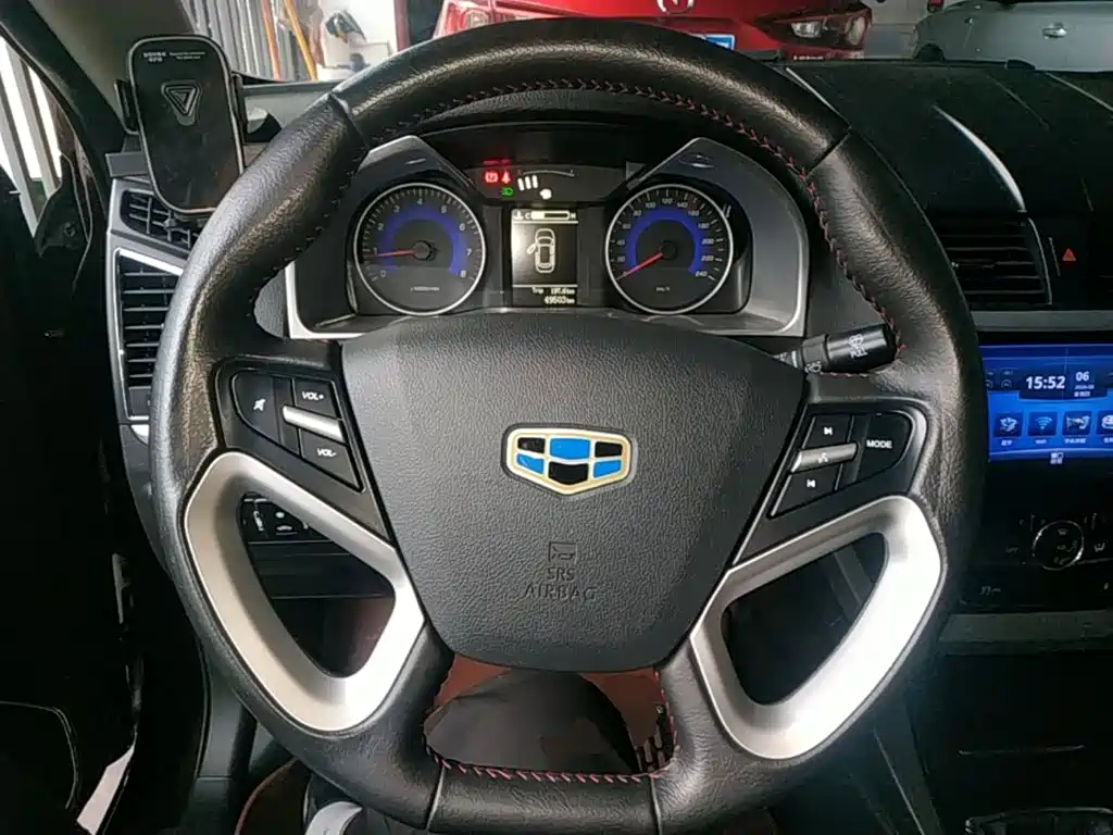 Geely Emgrand 2015 2015 Sedan 1.5L Manual Upward Edition