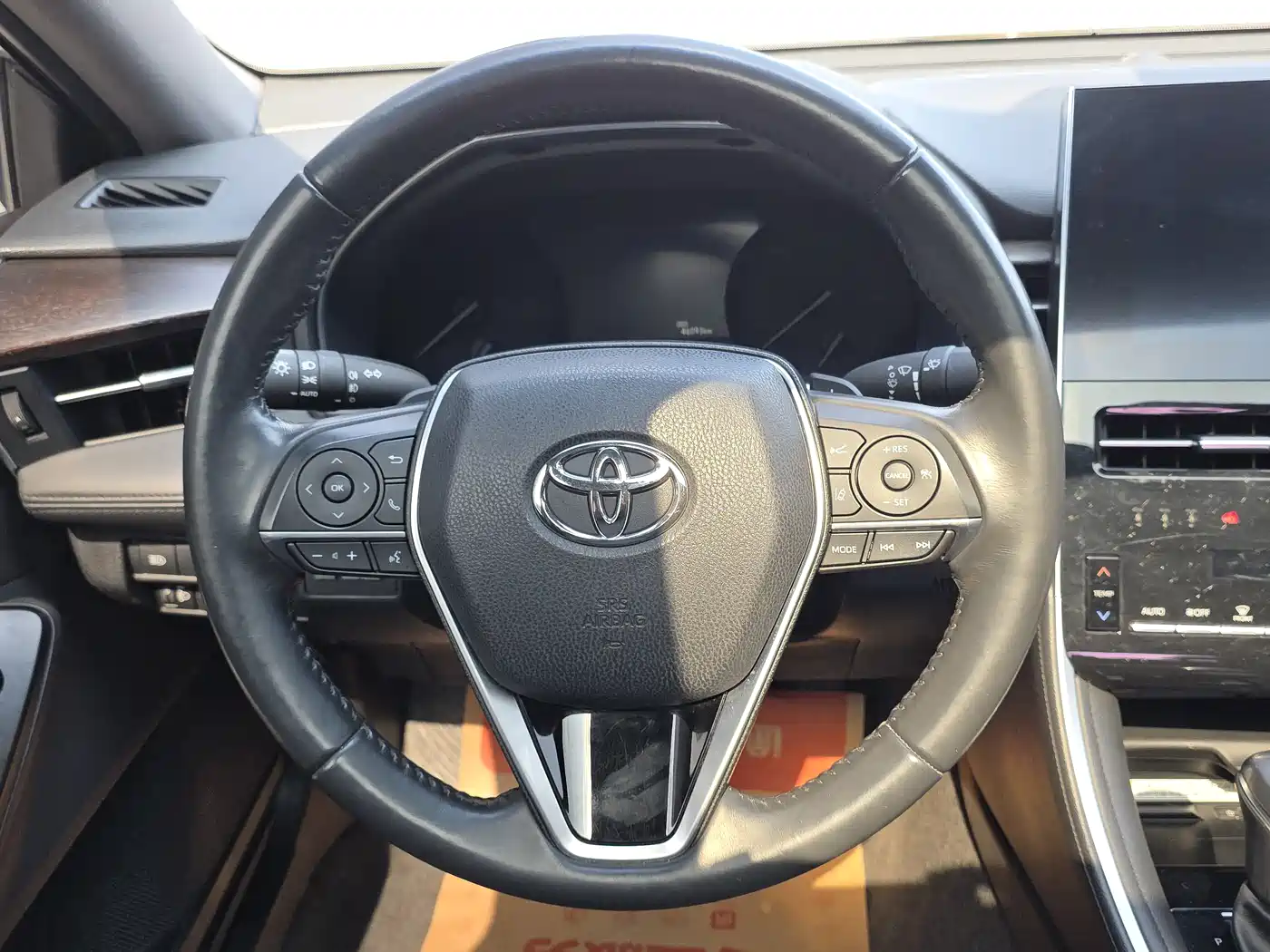 Toyota Avalon 2022 2.5L Luxury Edition фото 15