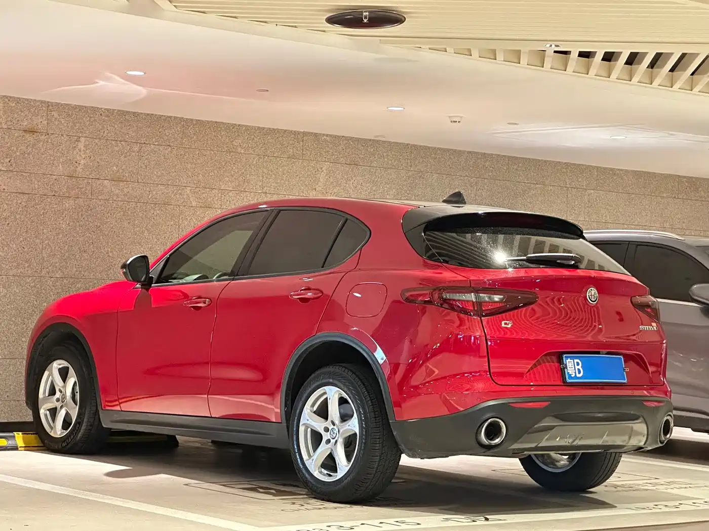 Alfa Romeo Stelvio 2017 2017 2.0T 200HP Elite