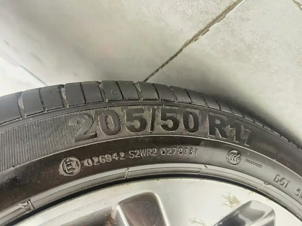BYD Yuan 2017 2017 1.5L Auto Cool Connect
