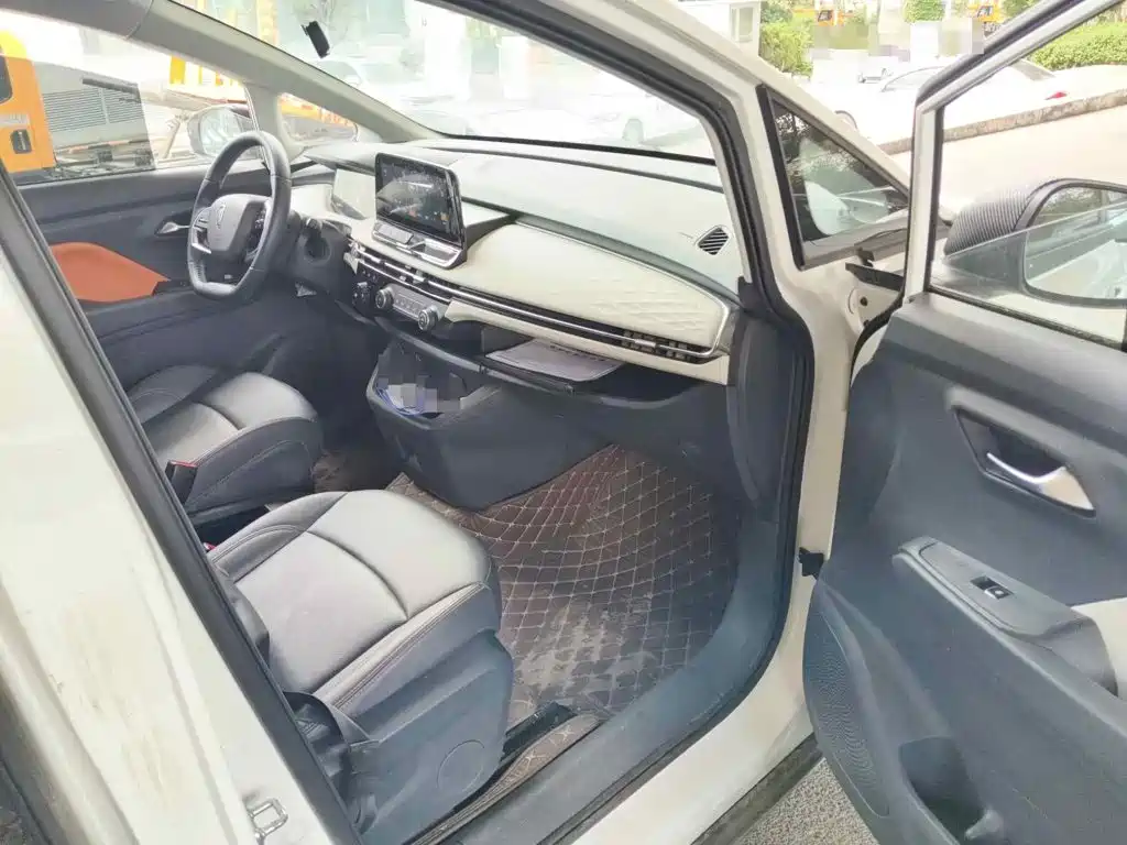 Besturn Bestune NAT 2023 2023 PRO Comfort Travel Edition 419km