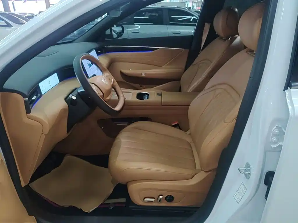 Dongfeng Aeolus L8 2026 2025 Plug-in Hybrid