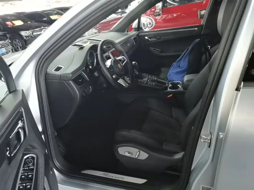 Porsche Macan 2014 Macan 2.0T фото 15