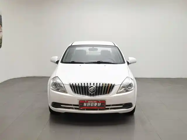 Buick Excelle 2015 1.5L Automatic Classic — фото 3