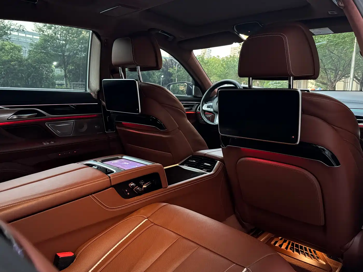 BMW 7 Series 2018 750Li xDrive M Sport Package фото 22