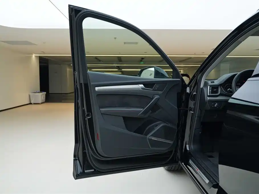Audi Q5L 2020 45 TFSI Premium Sport фото 17