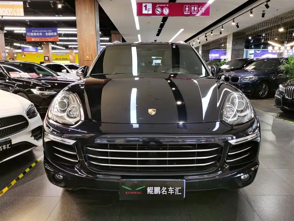 Porsche Cayenne 2015 Cayenne 3.0T фото 2