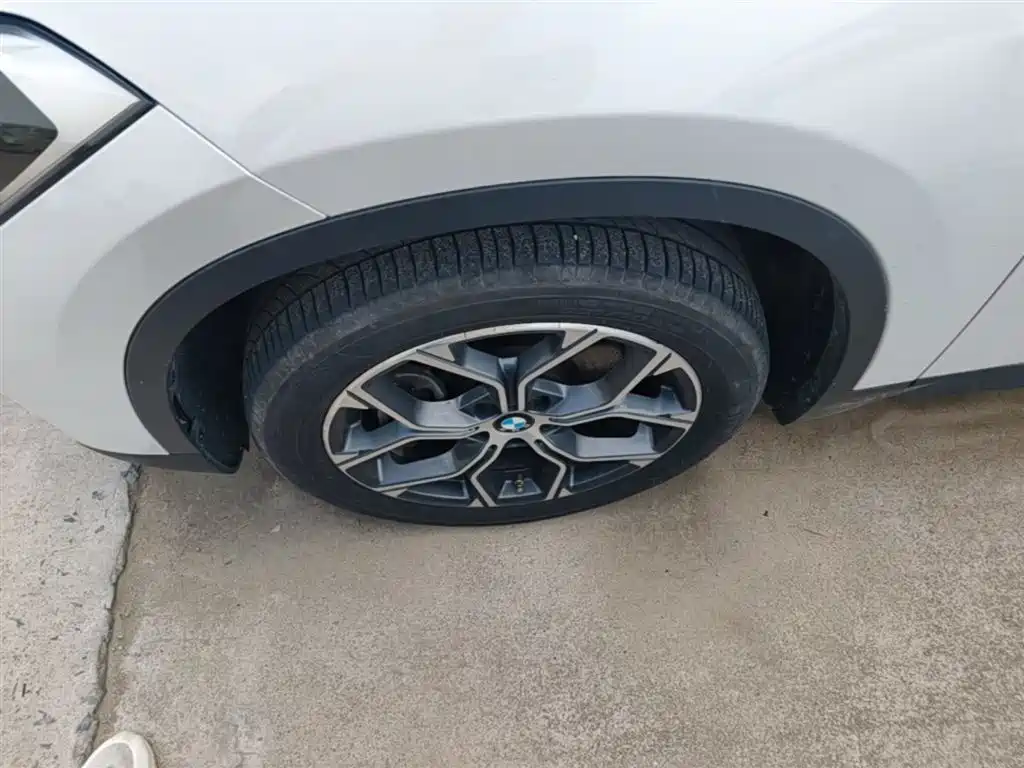 BMW X1 2022 sDrive25Li Leading фото 23