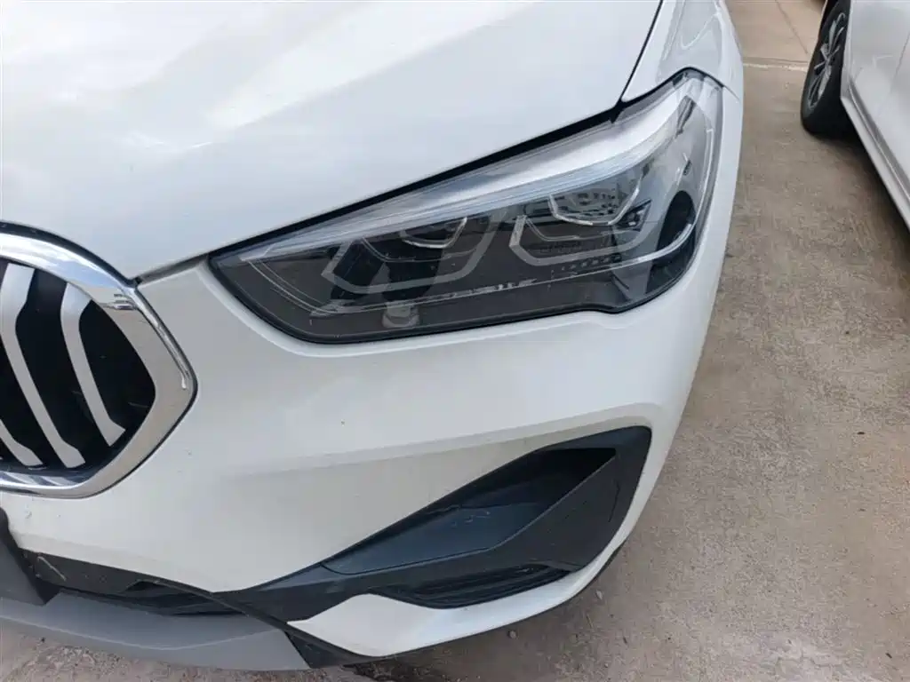 BMW X1 2022 sDrive25Li Leading фото 24