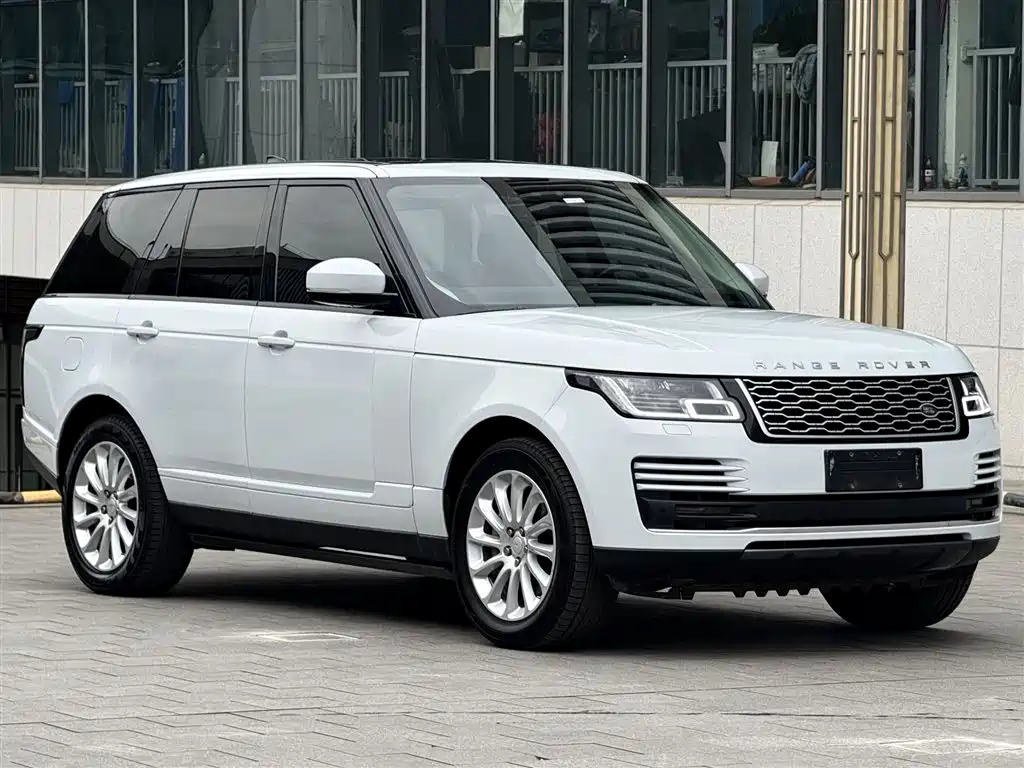 Land Rover Range Rover 2018 3.0 SC V6 Vogue Heritage Edition фото 8