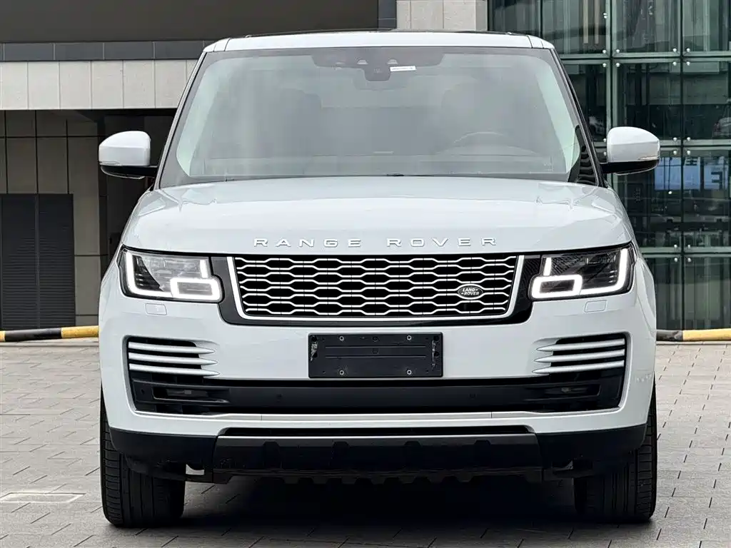 Land Rover Range Rover 2018 3.0 SC V6 Vogue Heritage Edition фото 13