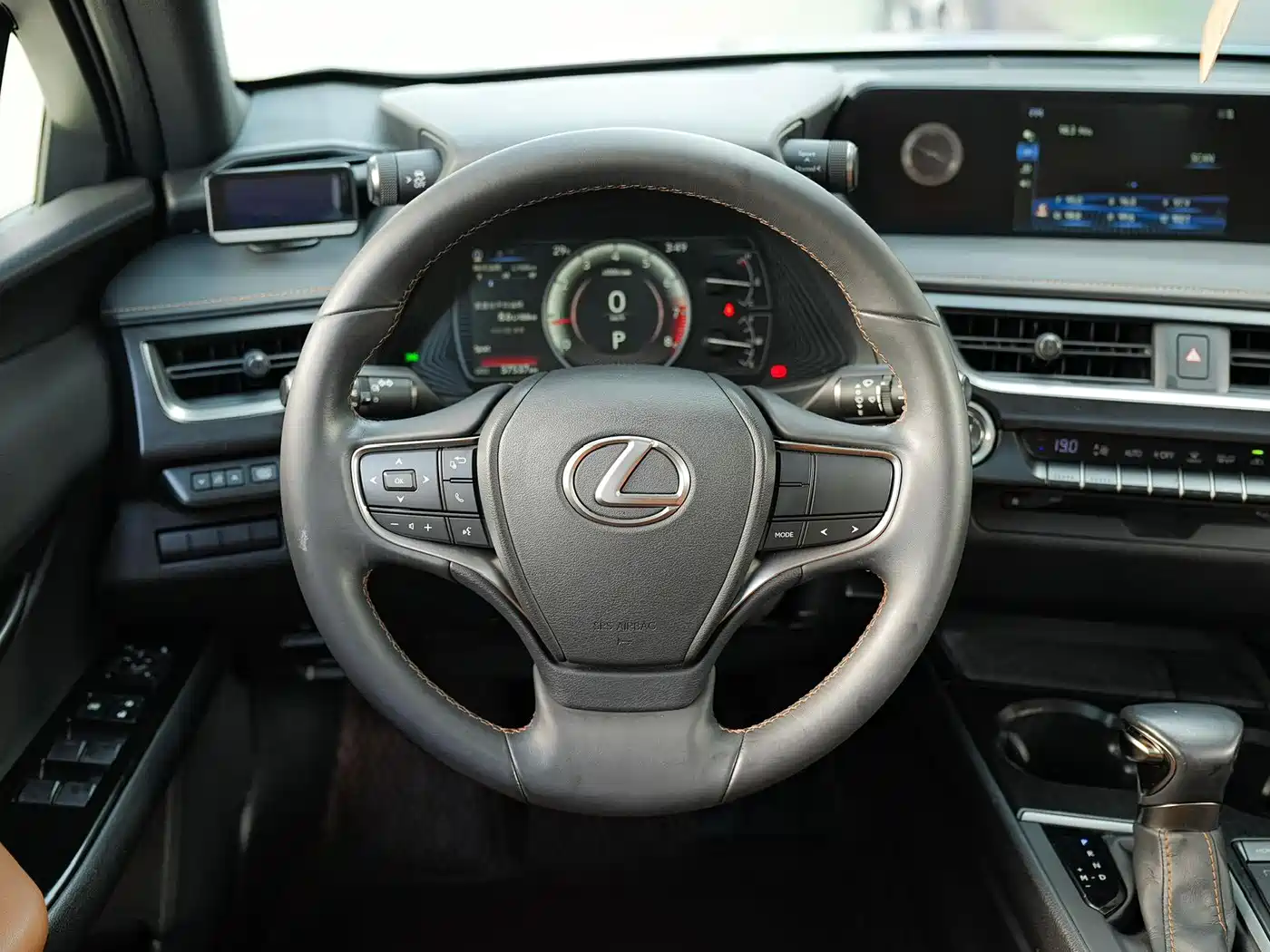 Lexus UX 2022 2020 200 Special Edition