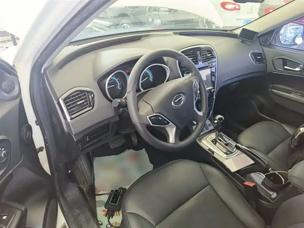 GAC Trumpchi Trumpchi GS5 Super 2015 2.0L Automatic 2WD Comfort Edition фото 10