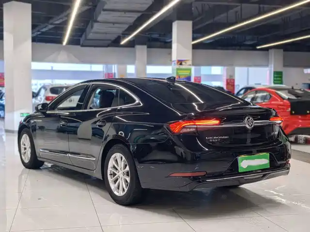 Buick LaCrosse 2021 552T Luxury Edition — фото 5