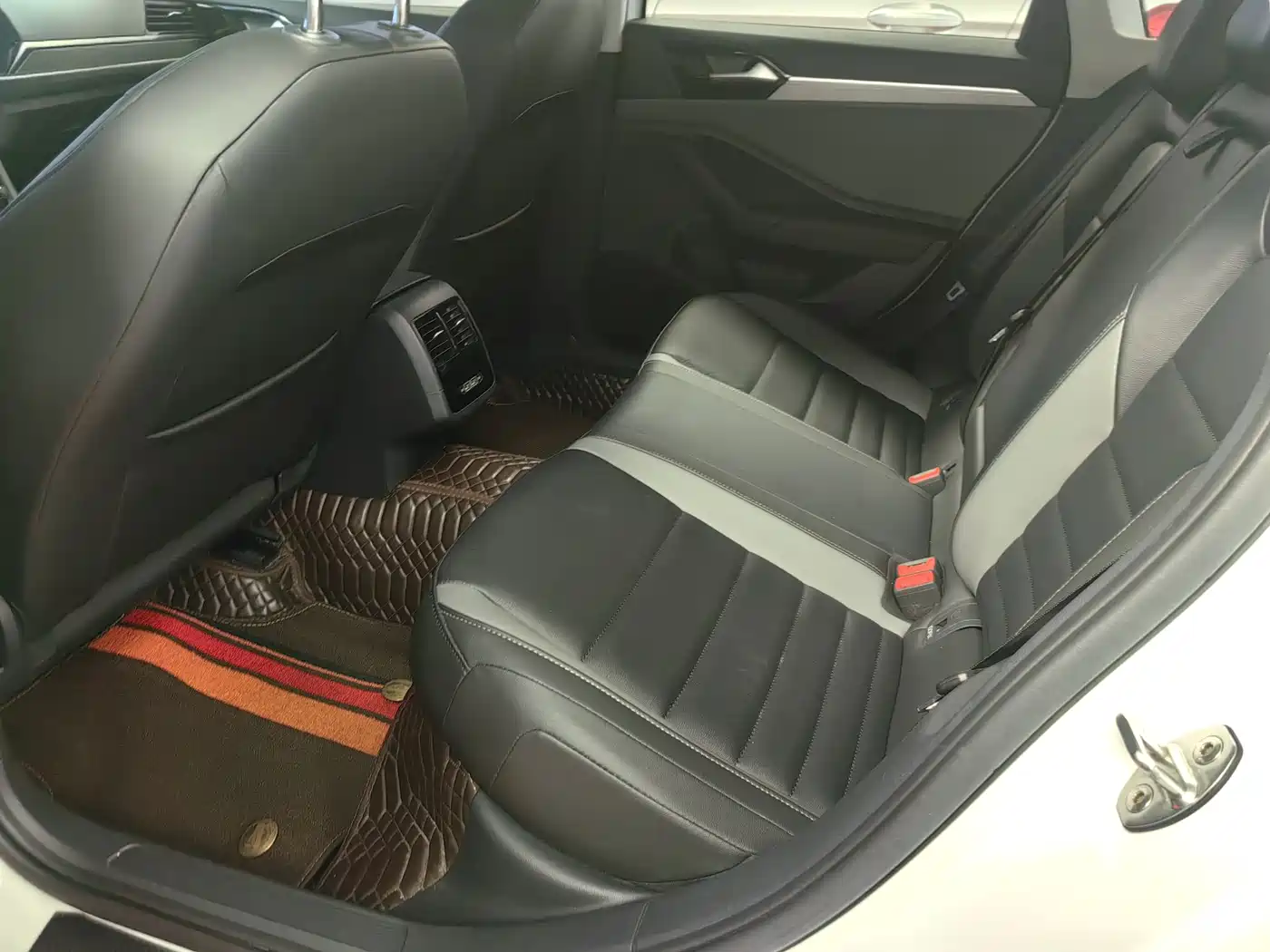 Volkswagen Sagitar 2021 280TSI DSG Comfort Smart Connect Edition фото 10