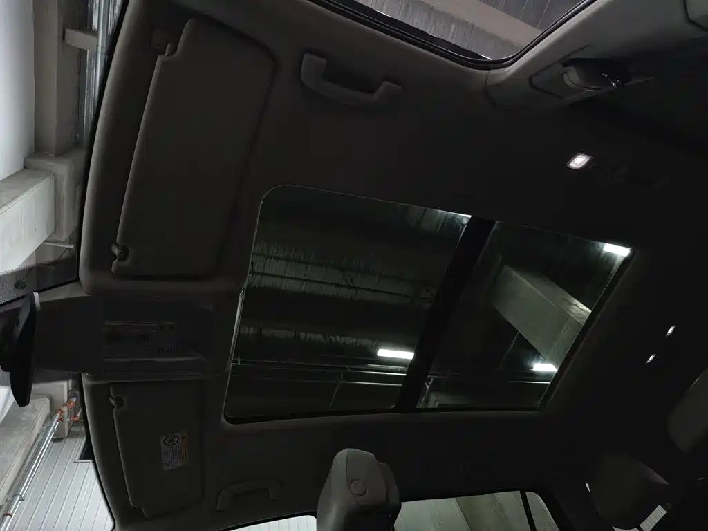 Volkswagen Teramont 2017 530 V6 AWD Ultimate Flagship Edition фото 14
