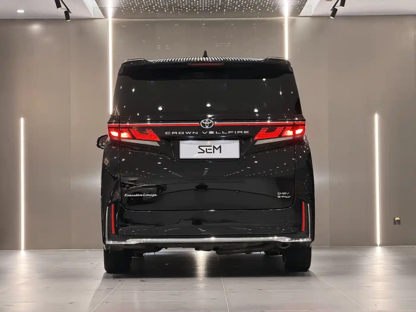 Toyota Vellfire 2024 Crown Hybrid 2.5L Executive Premium Edition фото 6